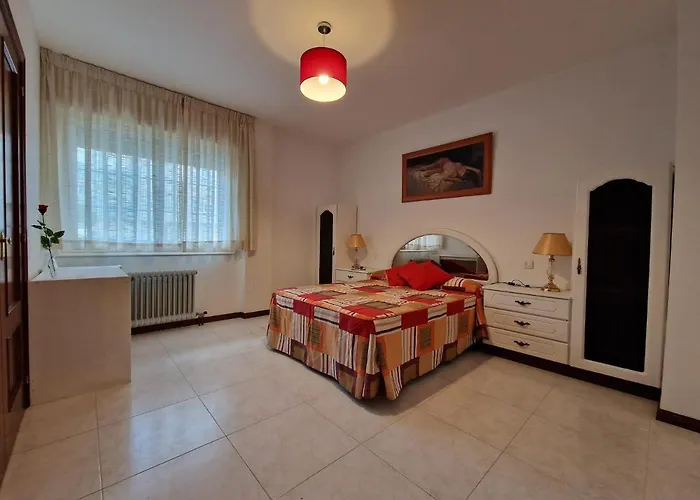 Precioso Apartamento Con Piscina - Covelo